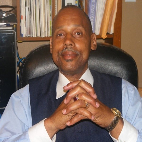 Dr. Robert James